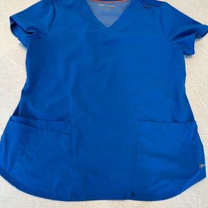 Barco size large scrub top